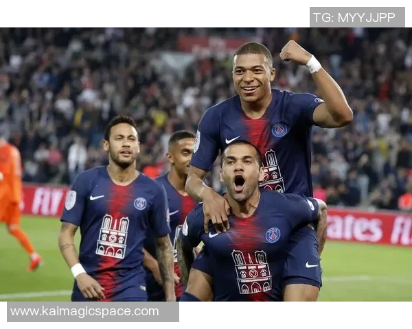 巴黎圣日耳曼与多特蒙德欧战精彩对决回顾与分析 巴黎圣日耳曼与多特蒙德欧战精彩对决回顾与分析