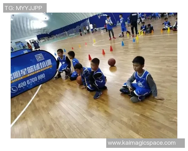东方明星篮球培训学校助力年轻球员成长成才的全新篮球培训项目启动 东方明星篮球培训学校助力年轻球员成长成才的全新篮球培训项目启动